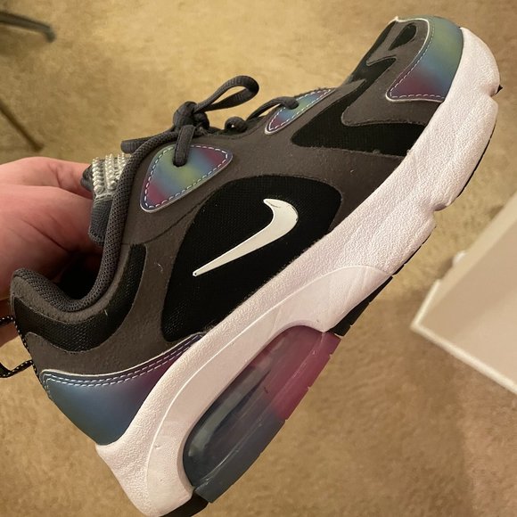 Nike Air Max 200 Black - Picture 1 of 3